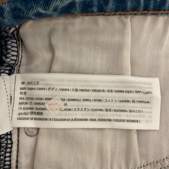 Abercrombie The Mom Short - Picture 5 of 5